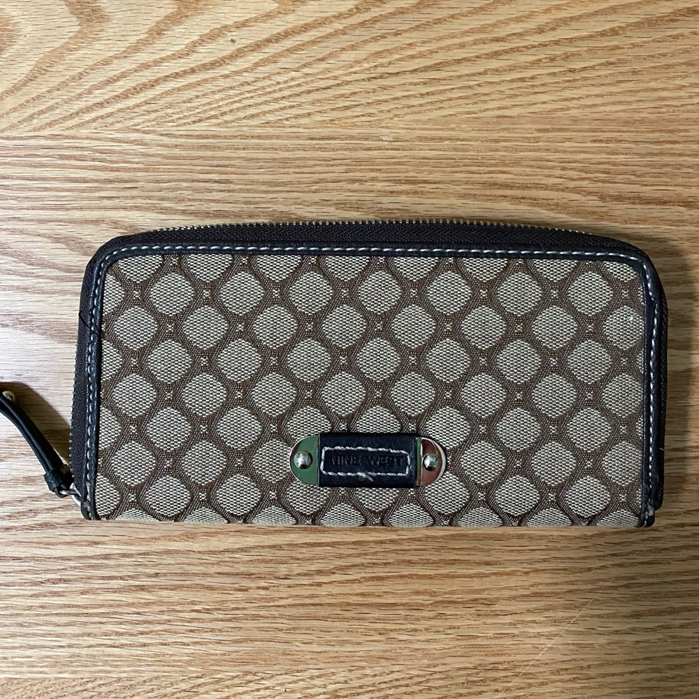 Nine West Zippered Wallet